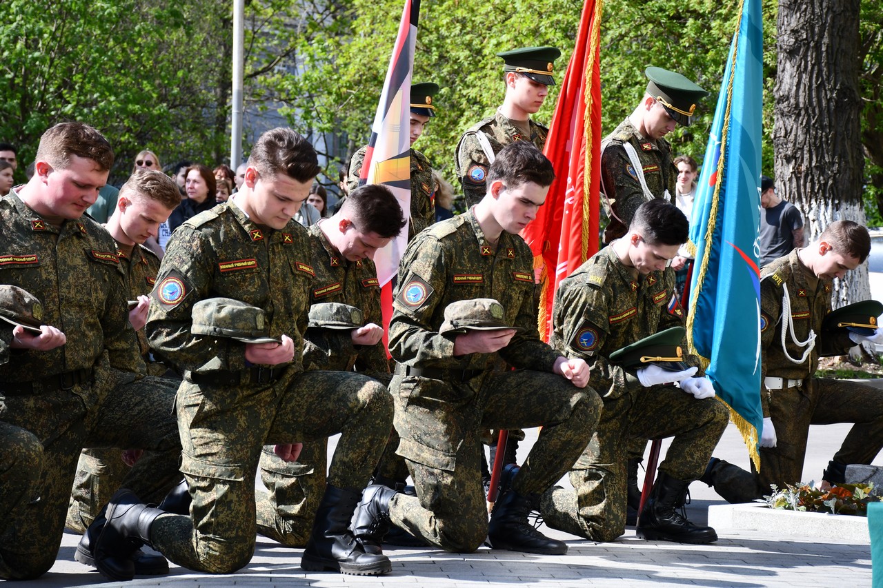 27.04.2023 Торжественный парад Финансового университета ко Дню Великой Победы